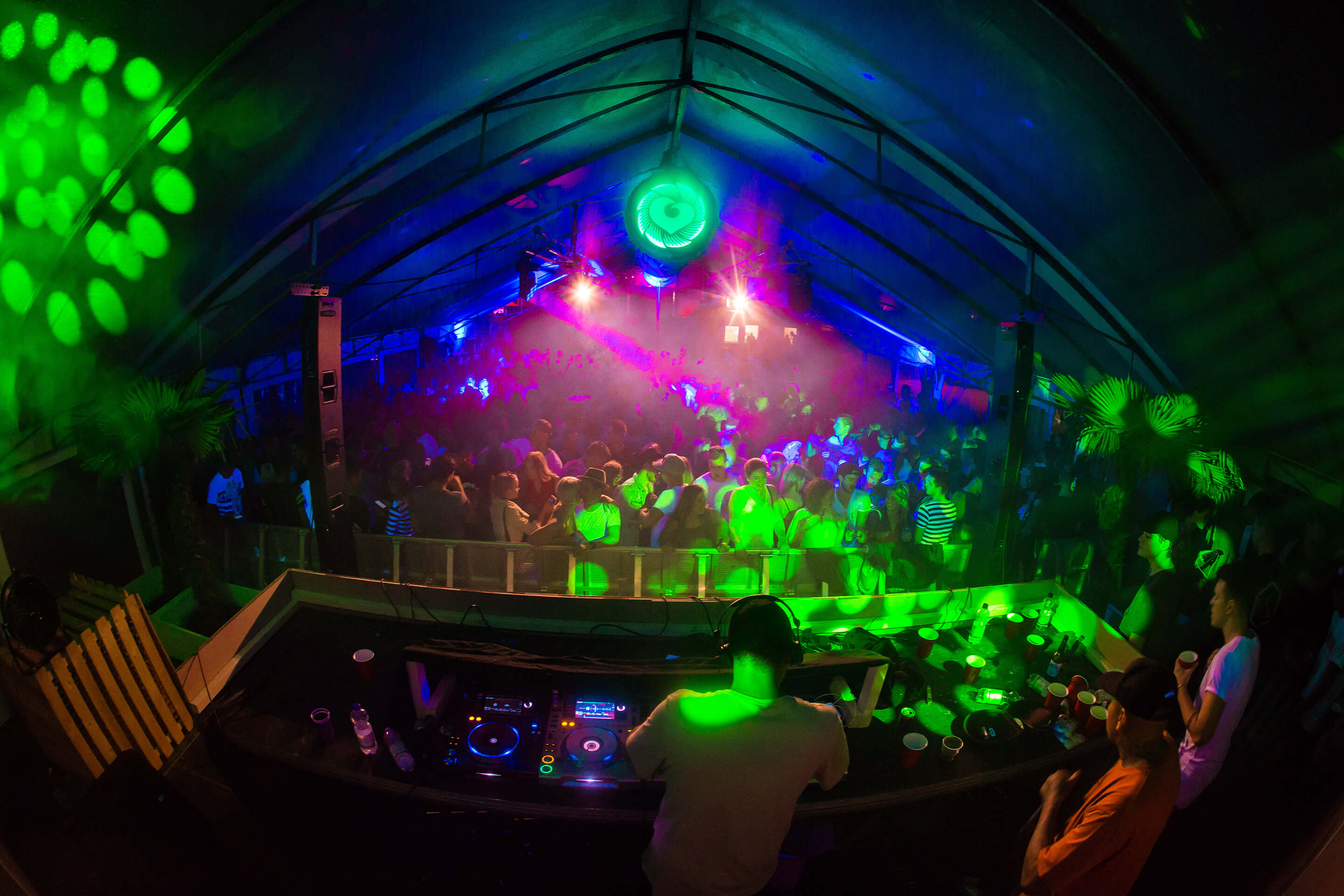 Een foto van de sfeerimpressie van Outrageous Festival